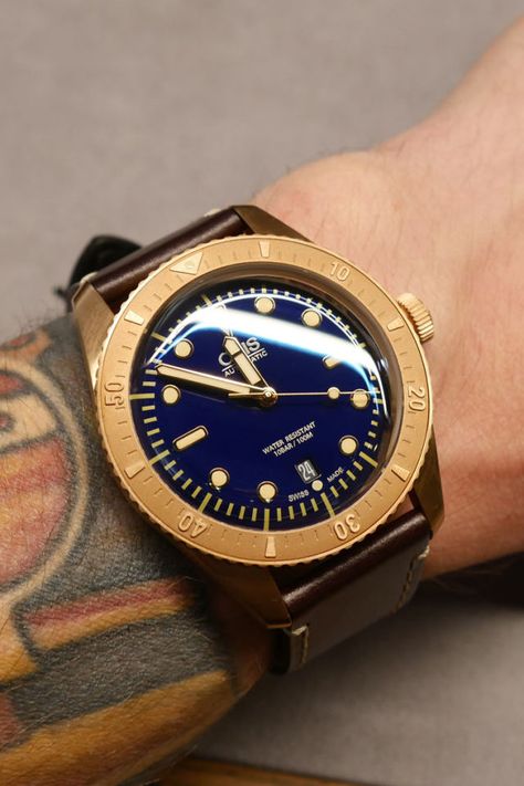 Oris Carl Brashear Limited Edition Carl Brashear, Oris Watches, Diver Watch, Field Watches, Mens Sport Watches, Automatic Watches For Men, Mens Style, New Trend, Men's Watches