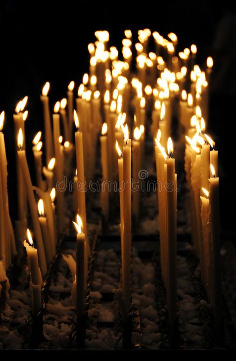 Altar Photography, Candle Church, Candlelight Concert, Orthodox Candles, Witchcraft Candles, Orthodox Catholic, Hanuman Wallpapers, Church Altar, Honey Candle