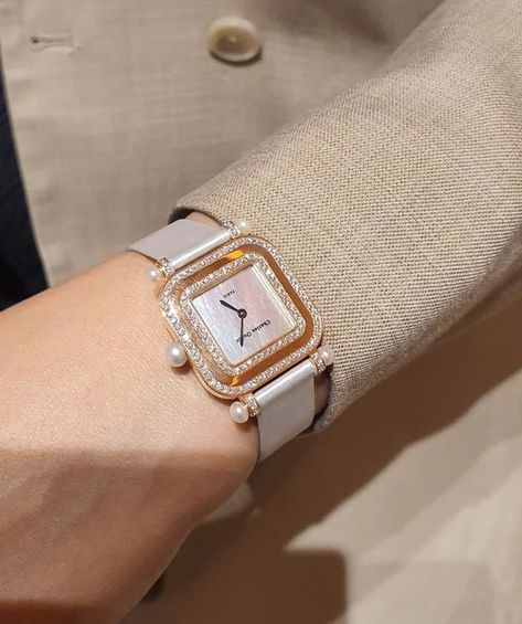 Charles Oudin Watch, Charles Oudin, Trendy Watches Women, Expensive Jewelry Luxury, Amazing Watches, Apple Watch Accessories, Detailed Jewelry, Jewelry Accessories Ideas, Classy Jewelry