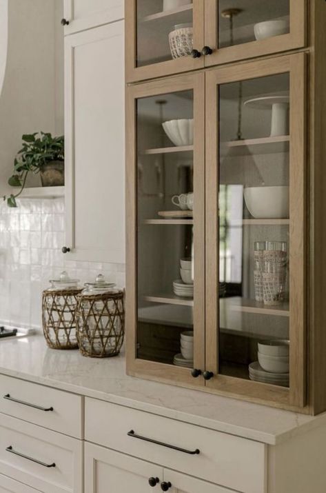 Wood Cabinet Pantry, Modern Built In China Cabinet, Glass Cabnits Kitchen Decor, Kitchen Cabinet On Counter, Full Length Upper Kitchen Cabinets, Full Length Cabinets Kitchen, Butlers Pantry Door Ideas, Built In Cabinets Kitchen, Built In China Cabinet Kitchen