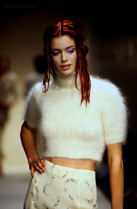 Sibyl Buck Red Hair, Sybil Buck 90s, Blumarine Aesthetic, Sybil Buck, Sibyl Buck, 90s Lookbook, Pamela Isley, Turtleneck Women, Red Hair Inspo