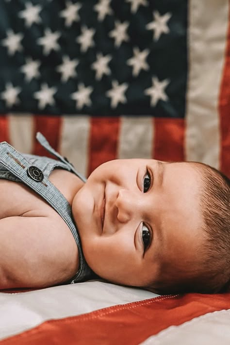 Infant Fourth Of July Pictures, 6 Month 4th Of July Pictures, Toddler Fourth Of July Pictures, Forth Of July Baby Photo, Infant 4th Of July Pictures, 4th Of July 6 Month Baby Pictures, 4th Of July Sibling Pictures, Baby Boy Summer Photo Shoot Ideas, 4th Of July Photo Shoot Ideas