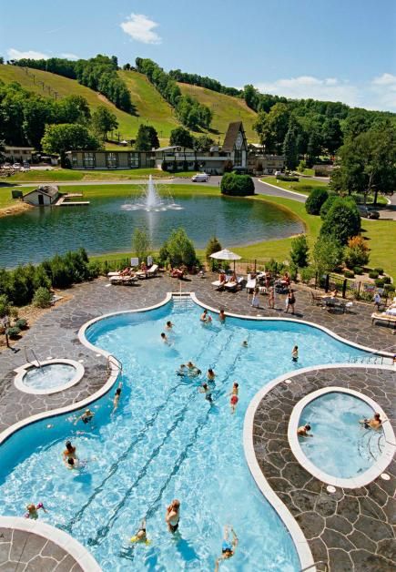 Lambic System, Midwest Getaways, Midwest Travel Destinations, Ohio Attractions, Midwest Vacations, Lakeside Lodge, Short Vacation, Indoor Waterpark, Kids Vacation