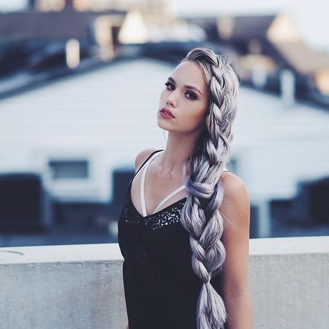 Gem Goddess, Silver Hair Braids, Kirsten Zellers, White Ombre Hair, Platinum Hair Color, Cute Hair Colors, Fantasy Hair, Pretty Hair Color, Colorful Hair