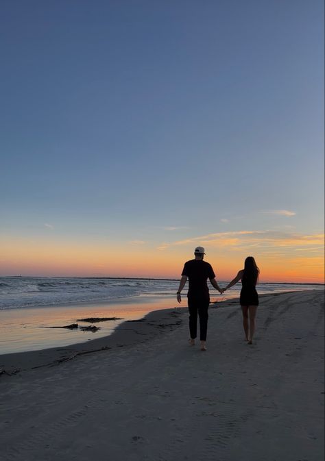 relationship goals love boyfriend couple ig inspo beach photoshoot Couple Trip Photos, Beach Pic With Boyfriend, Beach Photo With Boyfriend, Beach Relationship Goals, Beach Instagram Pictures Couple, Couple Goal Beach, Couple Pic Beach, Beach Vacation Pictures Couples, Vacay Pics Ideas Couple