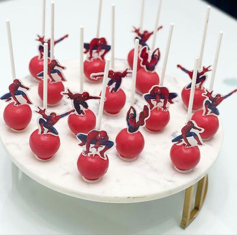 Spider man themed cake pops Spiderman Cake Pops Ideas, Spiderman Desserts, Spider Man Marshmallow Pops, Spiderman Cakesicles, Spider Man Cake Pops, Spider Man Cakepop, Spider Man Breakable Heart, Spiderman Sweets Table, Spiderman Cake Pops