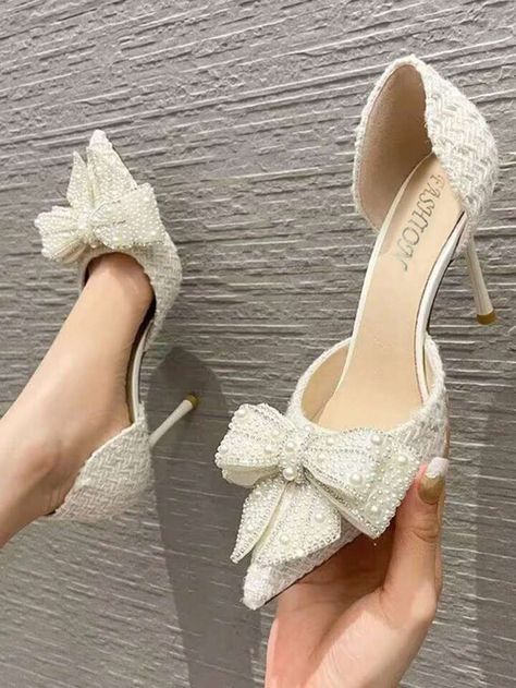 Long Winter Boots, Wedding Shoes Women, Hak Tinggi, White Wedding Shoes, Bow Pumps, Designer High Heels, Womens Stilettos, Womens Wedding Shoes, Pearl Crystal