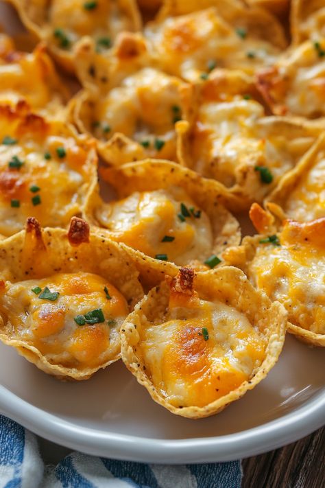 Iowa Party Bites: The ultimate crowd-pleaser for any gathering! These bite-sized appetizers pack bold Midwestern flavors, perfect for game days, holiday parties, or casual get-togethers. Quick, easy, and irresistibly delicious, they’ll be the star of your snack table. Try them today and elevate your party menu! Smashed Potato Pizza Bites, Scoop Chips Appetizers, Iowa Party Bites Recipe, Burger Bites Appetizers, Iowa Party Bites 12 Tomatoes, Iowa Party Bites, Tostitos Scoops Appetizers, Game Day Appetizers Easy, Crowd Appetizers