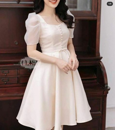 Korean Simple Dress, Korean White Dress, Korean Elegant Dress, White Dress Korean, Korean Dress Elegant, Short Frocks, Simple Frock Design, Short Frock, Simple Frocks