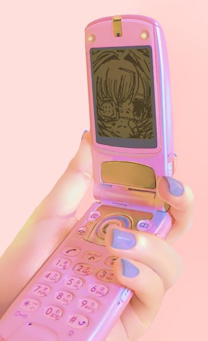 Flip Phone Aesthetic, Retro Gadgets, Pastel Grunge, Retro Phone, Flip Phone, Flip Phones, Old Phone, I'm With The Band, Cute Games