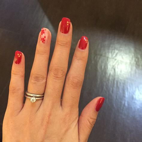 Red Nails Chinese New Year, Chinese New Year Nail Art Simple, Simple Chinese New Year Nails, Chinese New Year Nails Design Simple, Lunar New Year Nails Simple, Chinese New Years Nails, Chinese Red Nails, Lunar New Year Nails Dragon, Chinese New Year Nail Design