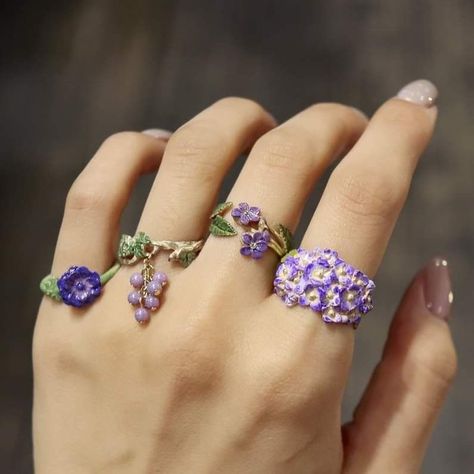 Medieval Modern, Nature Jewellery, Yennefer Of Vengerberg, Girly Jewelry, Dream Jewelry, Flower Ring, Pretty Jewellery, Cute Jewelry, Purple Flowers