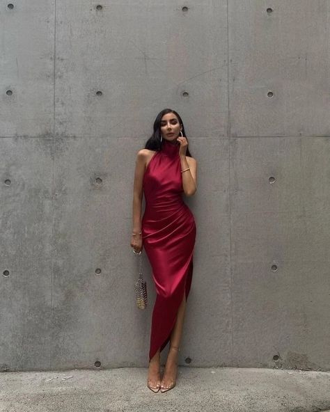 Red Silk Dress, Red Slip Dress, Valentines Day Dresses, Red Dresses Classy, Red Dress Outfit, Backless Prom Dresses, Glam Dresses, Guest Outfit, Long Prom Dress