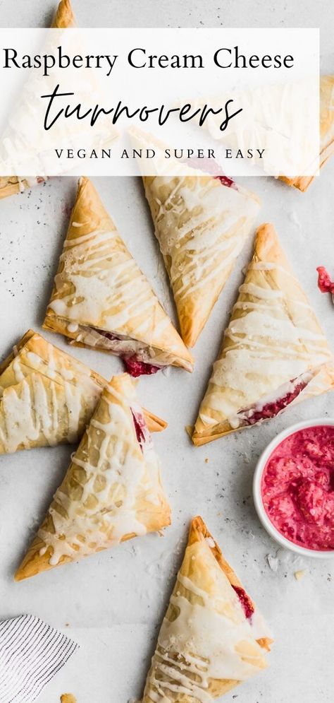 Super easy and delicious raspberry cream cheese phyllo dough turnovers made completely VEGAN!! The best vegan dessert drizzled with sweet glaze. Phyllo Dough Strudel, Raspberry Turnovers, Brazilian Dessert, Philo Dough, Phyllo Dough Recipes, Phyllo Recipes, Athens Food, Making Peanut Butter, Strawberry Scones