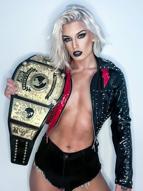 Toni Storm, Wwe Women's Division, Wwe Tna, Wrestling Stars, Wwe Female Wrestlers, Wrestling Superstars, Wrestling Divas, Wrestling Wwe, Women's Wrestling