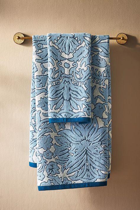 Decorative hand towels