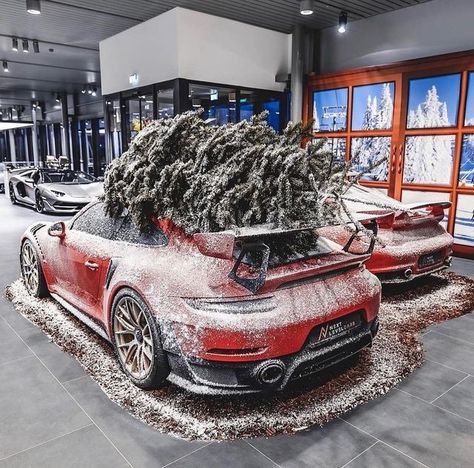 Christmas Porsche, Porsche Christmas, Christmas Cars, Cars Porsche, Car Christmas, Best Jdm Cars, Tech Art, Christmas Car, Porsche Cars