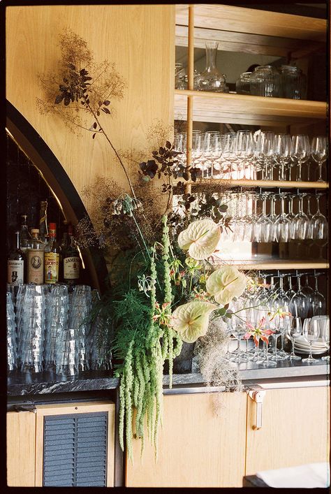 Bar Installation, Restaurant Floral Arrangements, Bar Flower Arrangement, Wedding Bar Arrangement, Bar Arrangement, Bar Flowers, Bar Florals, Wedding Bar Flowers, Gardens Of Babylon