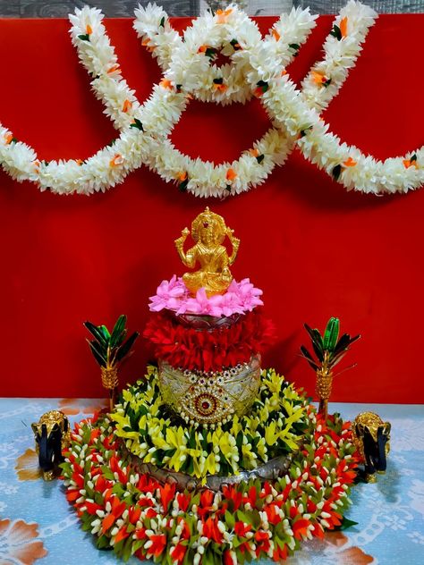 Vara Laxmi Images, Sravana Masam Decoration, Sravana Sukravaram Decoration, Diwali Laxmi Pooja Decoration, Laxmi Puja Decoration At Home, Varalaxmi Pooja Decoration, Puja Decoration At Home, Kalasam Decoration, Vratham Decoration