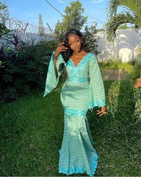 Bazin Styles For Women 2023, Eid Outfits African, Afro Clothes, Bazin Styles, Bazin Dress, Wax Dress, Nigerian Dress Styles, Nigerian Outfits, Nigerian Dress