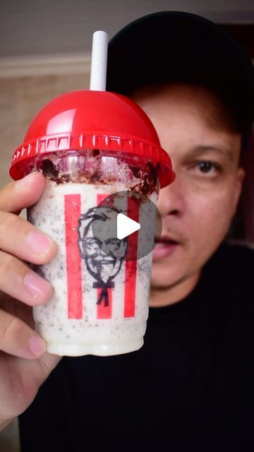 468K views · 32K likes | Kenneth Tebogo Middleton on Instagram: "Oreo Krusher / Milkshake Recipe

#milkshake #oreomilkshake #kfc #oreo" How To Make A Milkshake, Oreo Milkshake Recipe, Oreo Milkshake, Milkshake Recipe, Milkshake Recipes, Milkshakes, Sweet Desserts, Oreo, On Instagram