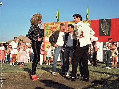 You don't have to go to the bar for every girls night out. Mix it up and keep it interesting...did someone say carnival?! Olivia Newton John Grease, Grease Outfits, Sandy And Danny, Grease 1978, Grease Movie, Grease Is The Word, Grease Musical, Grease 2, Olivia Newton John