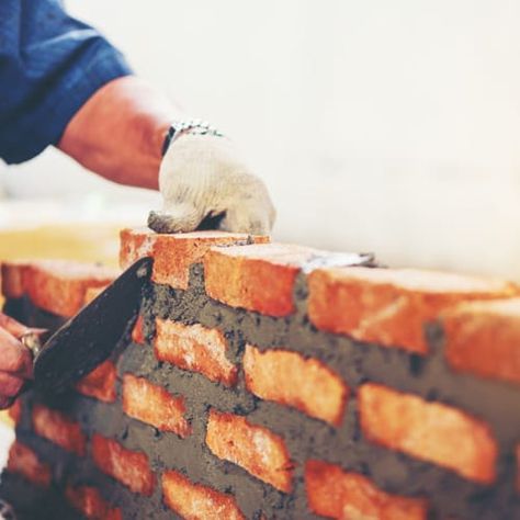 Building A Brick Wall, Concrete Work, Masonry Construction, Types Of Bricks, Masonry Work, Build A Wall, Brick Masonry, Masonry Wall, Stone Masonry