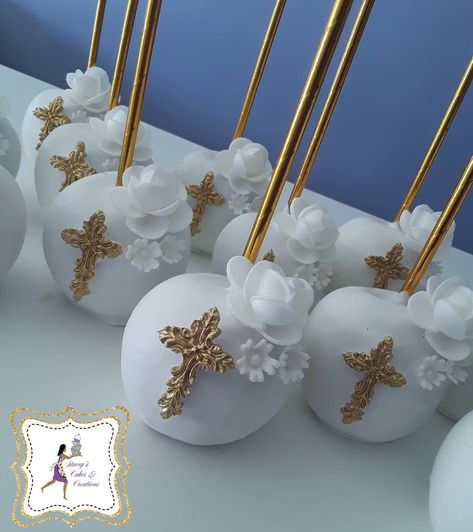 Baptism Chocolate Covered Strawberries, Baptism Treats, Baptism Cake Pops, Chocolate Covered Apples Slices, Baptism Chocolate, Flower Cookies Bouquet, Baptism Desserts, Baptism Cupcakes, Covered Apples