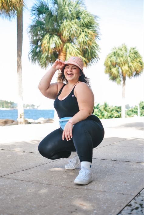 Thick Poses, Activewear Photography, Athletic Photoshoot, Plus Size Athletic Wear, Shooting Sport, Workout Photoshoot, Fitness Shoot, Plus Size Posing, Healing Symbols