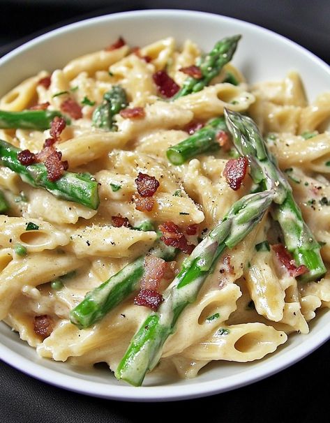 Creamy Pasta With Asparagus, Chicken Spinach Artichoke, Honey Pepper Chicken, Pasta With Asparagus, Creamy Corn Casserole, Chicken Soup Base, Pasta Broccoli, Spinach Artichoke Pasta, Steak Bites Recipe