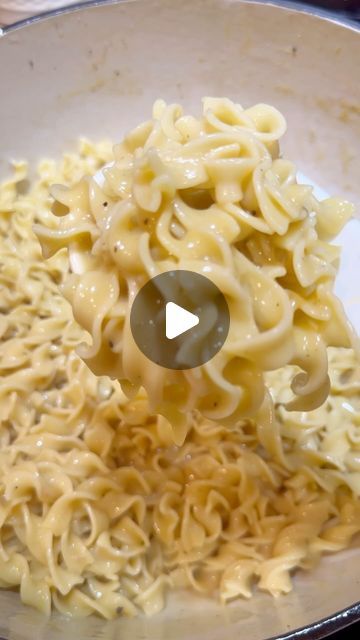 💜 Tara “T” Ippolito on Instagram: "Comment “link” & I’ll send you the full recipe for these easy Cafeteria Noodles”. You can also copy the link below, visit AlDenteDiva.com or Google “Al Dente Diva Cafeteria Noodles” & the recipe will pop right up.  . https://aldentediva.com/2024/04/10/creamy-cafeteria-noodles/ . . #cafeterianoodles #noodles #recipe #sidesdish #easyrecipes" Lunch Lady Noodles, Easy Meals Videos, Pasta Noodle Recipes, Cafeteria Noodles, Egg Noodles Recipes, Rice Noodle Dishes, Easy Noodle Recipes, Creamy Noodles, Buttered Noodles Recipe