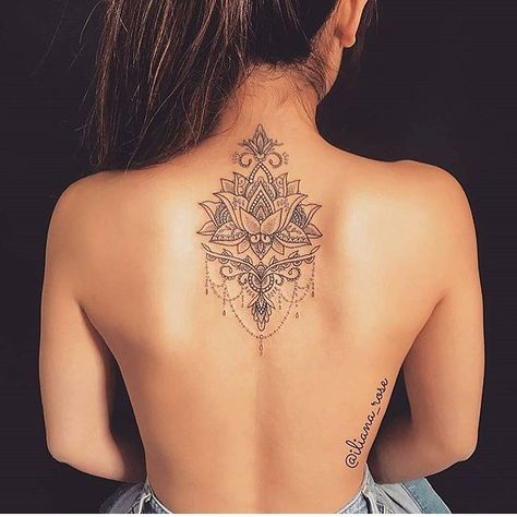 Mandala Back Tattoo, Tato Mandala, Lotusblume Tattoo, Lotus Flower Tattoo Design, Tato Minimal, Tattoo Diy, Lotus Tattoo Design, Tato Henna, Polynesian Tattoos