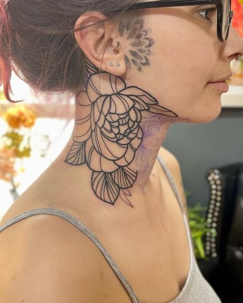 Bob Haircuts Back View, Haircuts Back View, Neck Tattoos For Women, Neck Tattoo Women, Throat Tattoos, Flower Neck Tattoo, Front Neck Tattoo, Neck Tattoo Ideas, Best Neck Tattoos