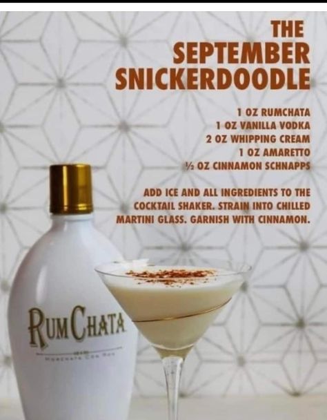 Snickerdoodle Martini, Cinnamon Schnapps, Christmas Drinks Alcohol Recipes, Christmas Drinks Alcohol, Martinis Drinks, Thanksgiving Drinks, Mixed Drinks Alcohol, Yummy Alcoholic Drinks, Seasonal Drinks