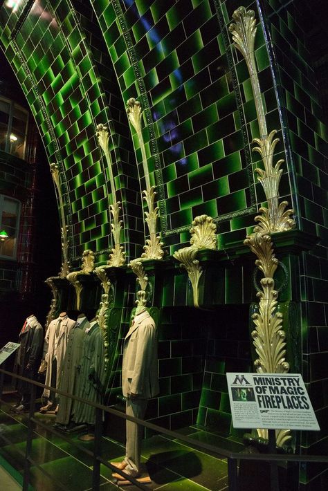 Ministry Of Magic Bathroom, Magic Bathroom, Ministry Of Magic, Online Puzzles, Image Types, Lobby, City Photo, Google Images, Harry Potter