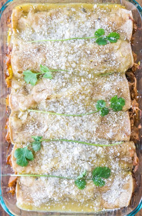 Jackfruit Enchiladas, Jackfruit Recipe, Jackfruit Recipes, Vegan Mexican Recipes, Enchiladas Recipe, Desserts Vegan, Vegan Main Dishes, Plant Based Eating, Enchilada Sauce