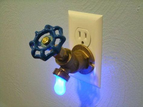 LOve this nightlight. Outdoor Faucets, Led Faucet, Deco Originale, Room Deco, Cute Bedroom Decor, Dream Room Inspiration, Room Makeover Inspiration, Cute Room Decor, Room Inspiration Bedroom