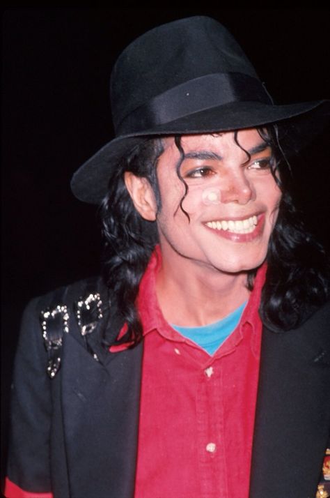 MJ Michael Jackson 1990, Michael Jackson Hot, Michael Jackson Bad Era, Hee Man, Michael Jackson Wallpaper, Jackson Bad, Photos Of Michael Jackson, Michael Jackson Smile, Joseph Jackson