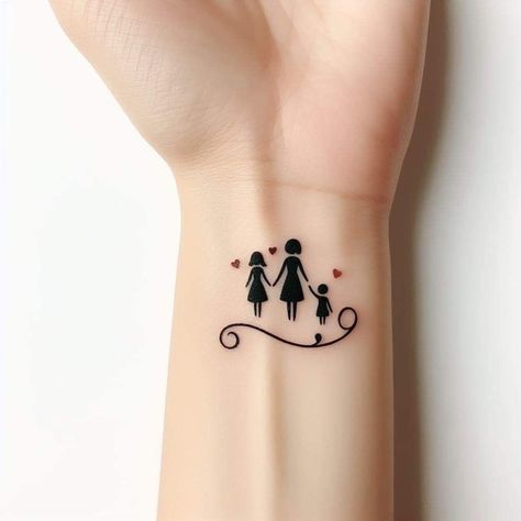 Tattoo Hijos, Family Tattoo Ideas, Mother Tattoos For Children, Motherhood Tattoos, Name Tattoos For Moms, Tattoo Design For Hand, Family Tattoo Designs, Petit Tattoo, Mom Tattoo Designs