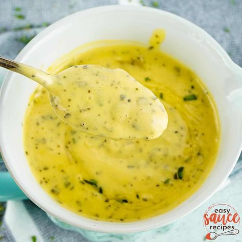 Berblanch Sauce, Bernese Sauce, Bernaise Sauce Recipe, Bearnaise Sauce Easy, Bearnaise Sauce Recipe, Steamed Crab Legs, Crab Legs On The Grill, Bernaise Sauce, Wagyu Beef Burger