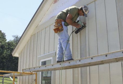 Better Board-and-Batten Siding - Fine Homebuilding T1 11 Siding, Batten Diy, Board And Batten Exterior, Barn Siding, Vertical Siding, Cedar Boards, Installing Siding, Facade Cladding, Barn Renovation