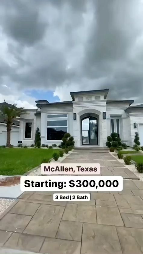 valuablemansions on Instagram: Priced from the low 300’s+ New Custom Homes in McAllen, Texas . Credit: @navarealtygroup Custom builds, you have the option to change… Moden House, Millionaire Homes, Mcallen Texas, Luxury Real Estate Agent, House Property, Mansion Interior, Mansions Luxury, Mansions Homes, House Goals