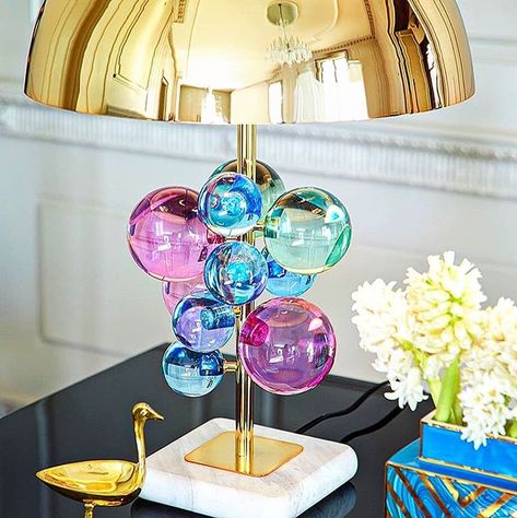 Jonathan Adler (@jonathanadler) • Instagram-Fotos und -Videos Amazing Lamps, Desk Lamps Bedroom, Deco Luminaire, Crystal Table Lamps, Jonathan Adler, Minimalist Home Decor, Minimalist Interior, Minimalist Bedroom, Lamps Living Room