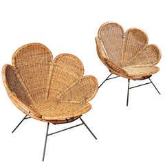 Pair of Wicker Flower Form Garden or Patio Chairs Wicker Garden Furniture, Sofa Rattan, Wicker Patio Chairs, Modern Garden Furniture, Outdoor Wicker Chairs, Chairs Outdoor, Wicker Shelf, Wicker Planter, House Outdoor