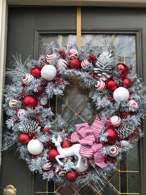 Red Gold And White Christmas Wreath, Christmas Wreaths Red And White, Red And White Holiday Decor, Grey And Red Christmas Decor, Red White Christmas Wreath, White And Red Christmas Wreath, Red And White Wreath Ideas, Red White Silver Christmas Decor, Red White And Silver Christmas Decor