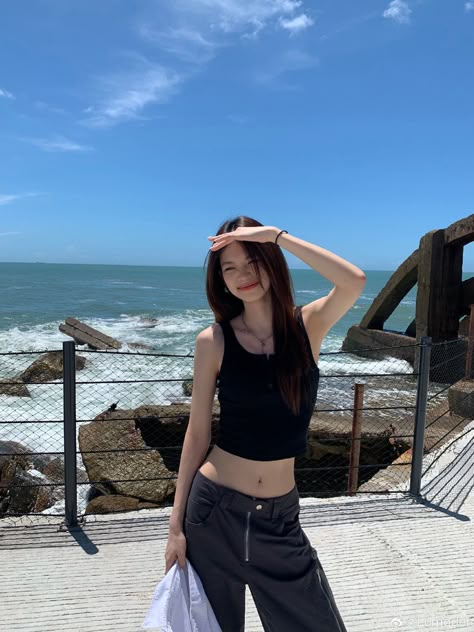 Beach Outfit Korean Style, Ootd Korean Style, Egirl Style, French Girl Aesthetic, Outfit Korean Style, Korean Casual Outfits, Casual Day Outfits, Simple Trendy Outfits, Modest Fashion Outfits