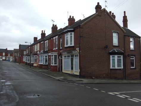 https://flic.kr/p/mjkpfe | Doncaster | The location of Arkwright's shop in the hilarious (!) BBC series "Open All Hours" LISTER AVENUE Northern England Aesthetic, Doncaster Aesthetic, Doncaster England, Manchester Aesthetic, Berlin Syndrome, 90s England, British Core, British Buildings, Uk Aesthetic