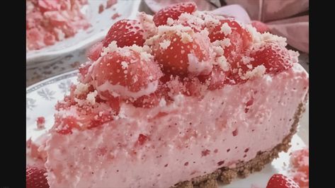 Strawberry Cheesecake Rolls - Print Version - Recipes By Clare Strawberry Shortcake Freezer Pie Recipe, Strawberry Freezer Pie, Strawberry Shortcake Freezer Pie, Strawberry Shortcake Pie, Freezer Pie, Tofu Dessert, Snicker Doodles, Yummy Pies, Strawberry Shortcake Cheesecake