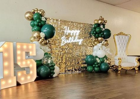 Emerald Green Sweet 15 Decor, Quinceanera Sign In Ideas, Emerald Green And Gold 15 Decorations, Esmeralda Green Quince Decorations, Green Gold Quinceanera Theme, Quinceañera Centerpieces Ideas Green, Sweet 16 Decorations Green And Gold, Sweet 16 Decorations Emerald Green, Emerald Green Quince Theme Ideas