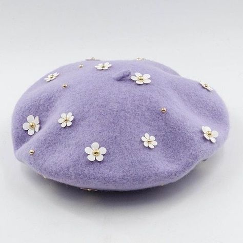 purple aesthetic Purple Beret, Daisy Flower Pattern, Girls Cap, Kawaii Hat, Anting Manik, Cap Baby, Hat Aesthetic, Lavender Aesthetic, Purple Hats